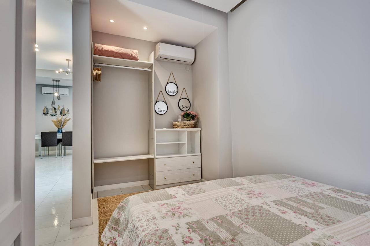 Old Town Luxury Velvet Apartment Rhodes City Екстер'єр фото