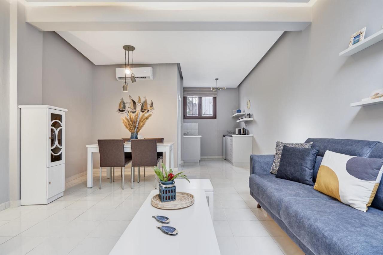 Old Town Luxury Velvet Apartment Rhodes City Екстер'єр фото
