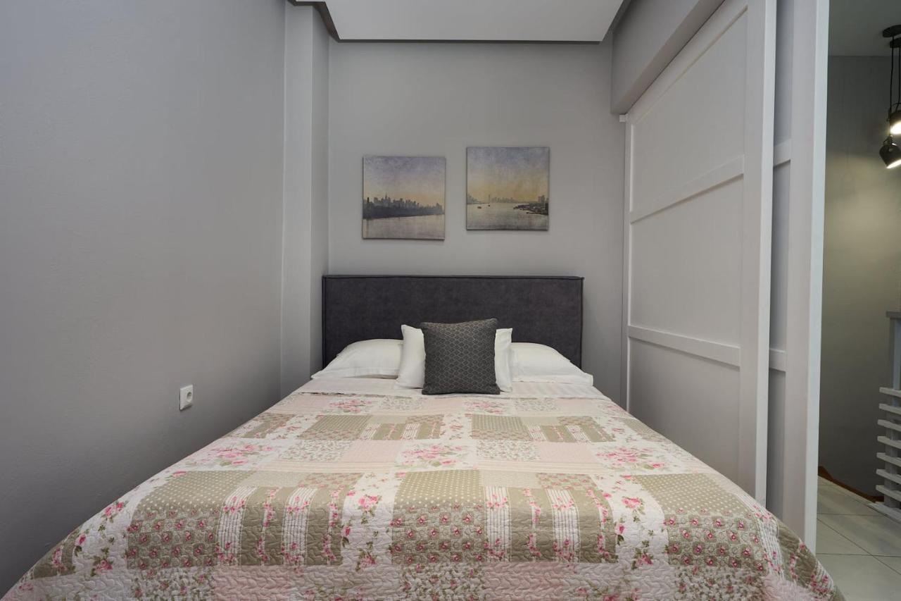 Old Town Luxury Velvet Apartment Rhodes City Екстер'єр фото