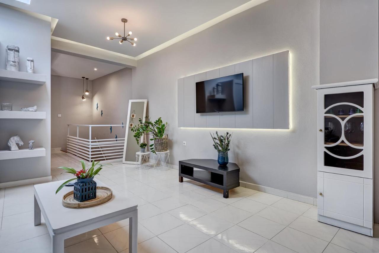 Old Town Luxury Velvet Apartment Rhodes City Екстер'єр фото