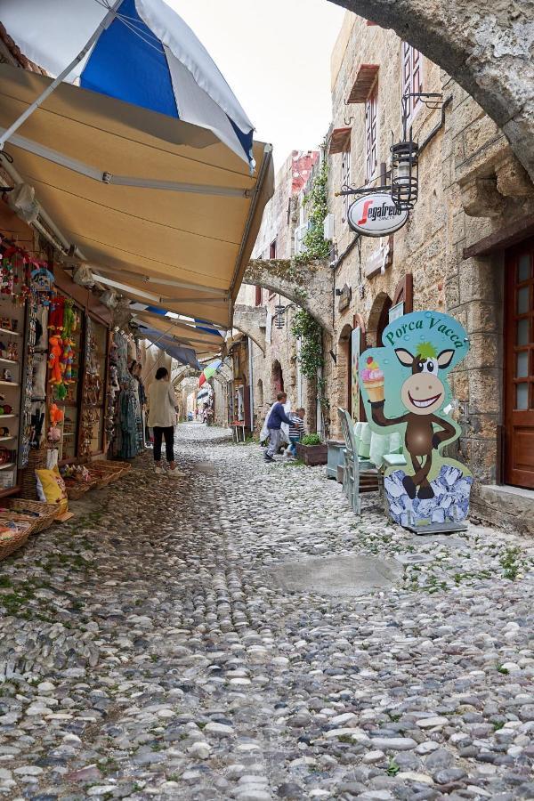 Old Town Luxury Velvet Apartment Rhodes City Екстер'єр фото